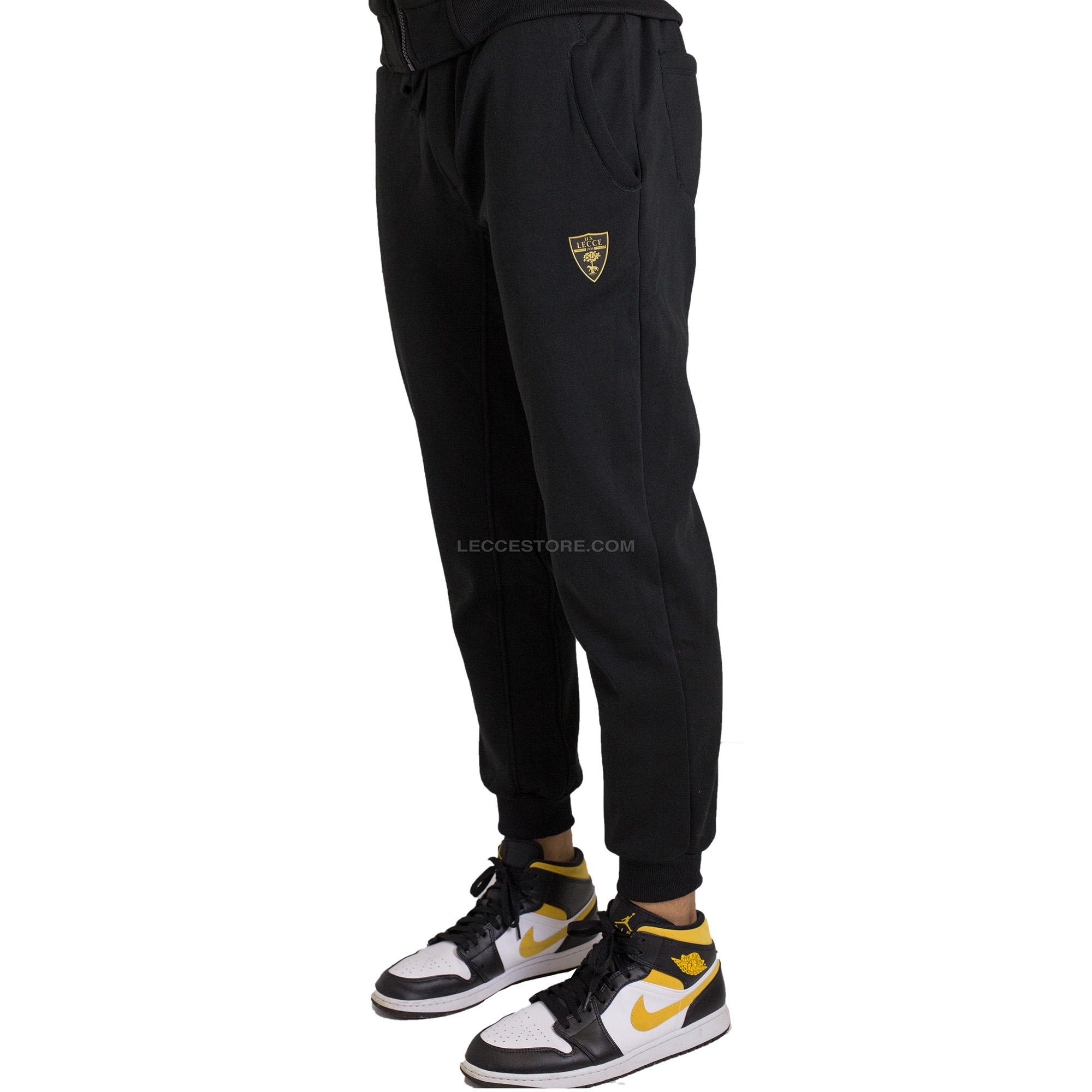 M908 -PANTALONE VELLUTO INTERNO NERO LOGHI ORO U.S.LECCE ADULTO